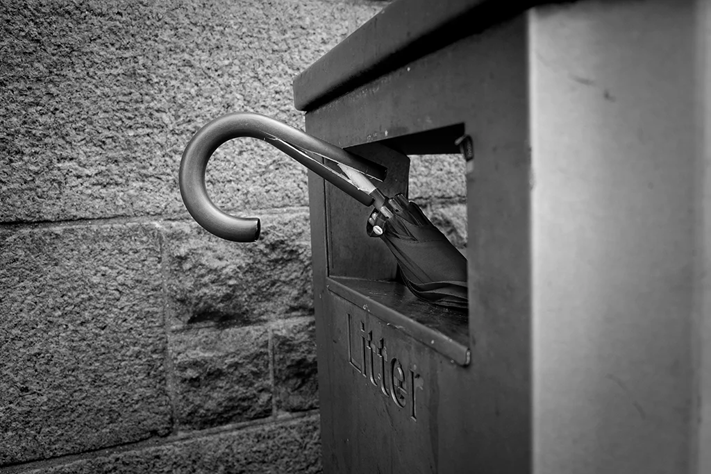 Scène de rue à Saint-Hélier sur l’île de Jersey, photographie de Pablo Arce